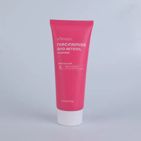 KORMESIC Niacinamide En Retinol Gezichtsreiniger Verfrissend Diepe Reiniging Verhelderend Verstevigend Zachte Gezichtswas Gladmakende Huidverzorging