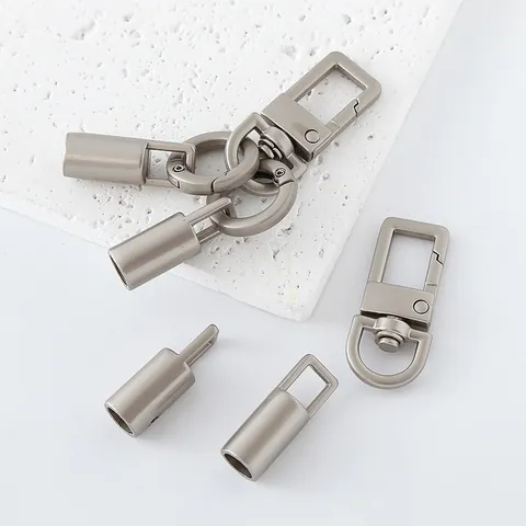 Hoogwaardige DIY Metalen Hardware Componenten Mat Zilver Sluiting Veerring Koordstopper Voor Telefoonkoord Sleutelhanger Accessoires
