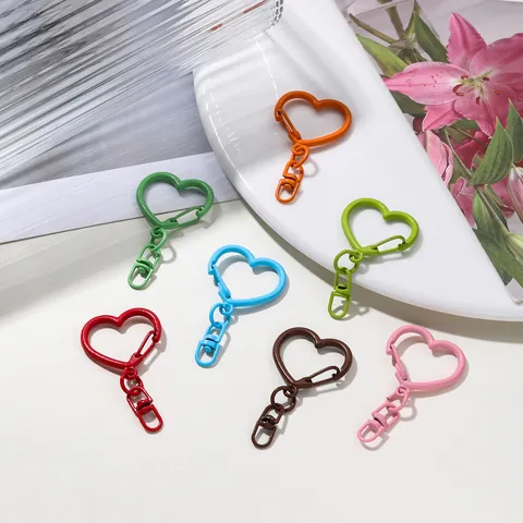 Accessoire de Porte-clés Fermoir à Ressort en Forme de Cœur Laqué Fermoir Mousqueton Cœur pour Bijoux DIY Décoration de Sac