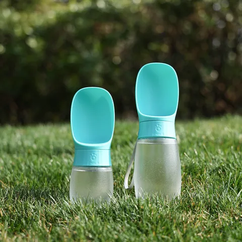 Tragbare Haustier Trinkflasche Auslaufsicherer Reise Hundewasser Spender Für Outdoor Wandern Große Kapazität Katzen Futterspender Mit Umhängeband