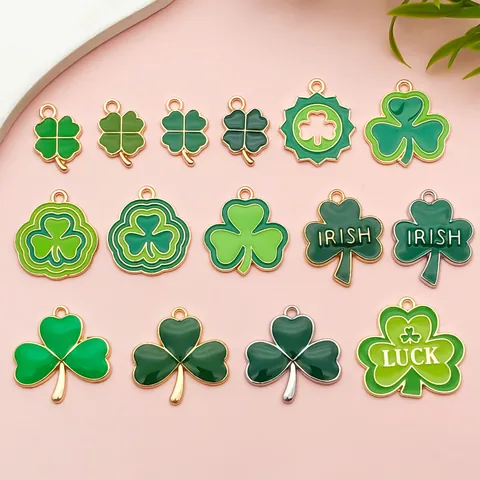 Saint Patrick Day Green Enamel Clover Shamrock Pendants Zinc Alloy Lucky Charm For DIY Jewelry Making Accessories Collection