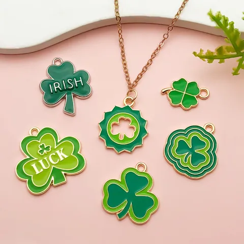 Saint Patrick Day Green Enamel Clover Shamrock Pendants Zinc Alloy Lucky Charm For DIY Jewelry Making Accessories Collection