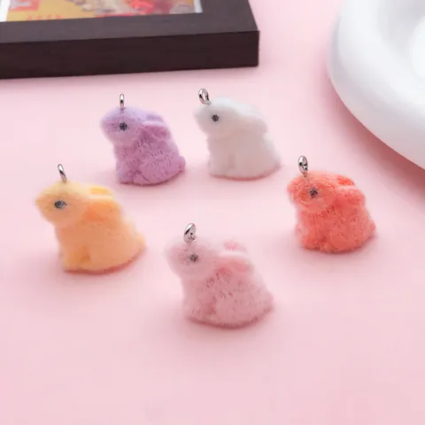 Mini Pendentifs Lapin en Résine Floquée Bunny de Simulation Coloré pour Bricolage Porte-clés Bracelet Accessoires de Sac