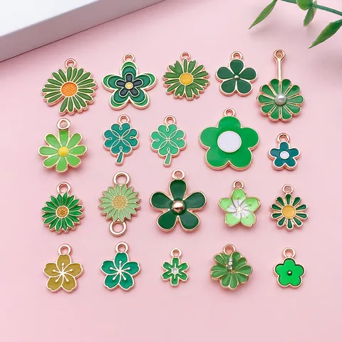 Groene Serie Bloem Charms Zinklegering Emaille Floral Klaver Madeliefje Hanger Voor DIY Oorbel Armband Sieraden Maken Mix Stijlen