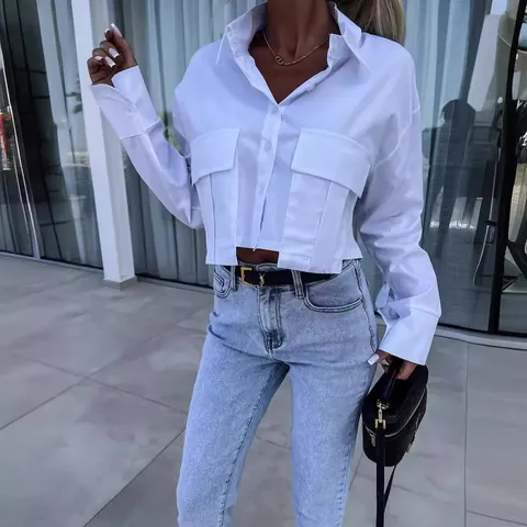 Women Batwing Sleeve Cropped Shirt Fashion Loose Solid Button Down Blouse Casual Cargo Pocket Lapel Long Sleeve Top