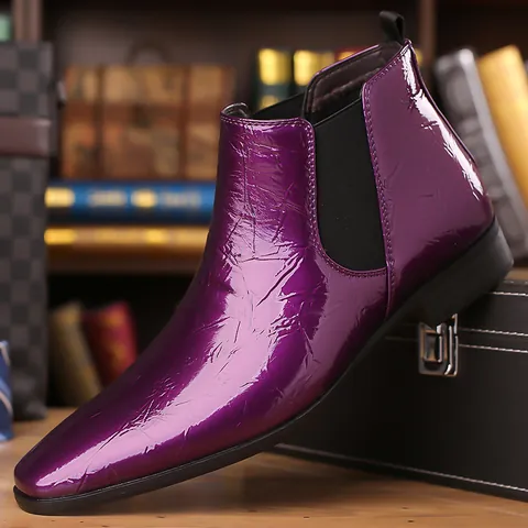 Stivali Chelsea da Uomo a Punta Stile Britannico Slip On in Vernice Stivali Alti Texture Metallica Taglie Forti