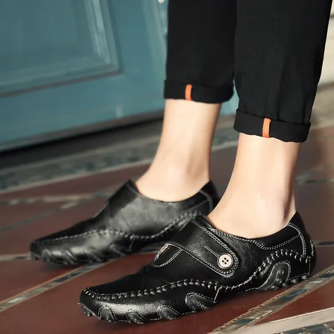 Men Casual Microfiber Loafers Fashion Driving Shoes With Octopus Rubber Studs Non-slip Wear-resistant Outdoor Leisure Shoes