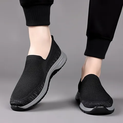 Heren Zomer Ademend Fly-knit Wandelschoenen Lichtgewicht Slip-on Casual Mode Sneakers Voor Dagelijks Sport Outdoor