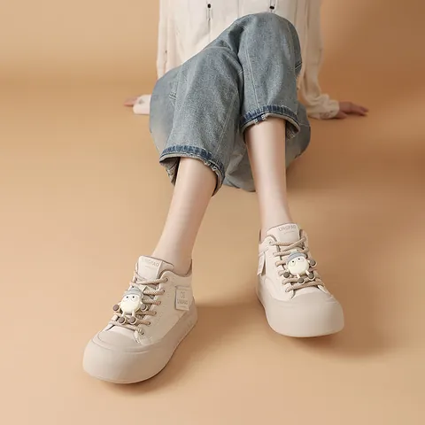 Women's Chunky Platform Bread Sneakers Ugly Cute Thick Sole Casual Board Shoes With Cartoon Charms Winter Fleece Lined Shoes