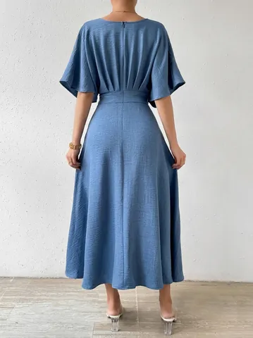 Women's V-Neck Waist-Cinching Short Sleeve Midi Dress Polyester Solid Color Elegant A-Line Dress For Summer Daily Party Wear