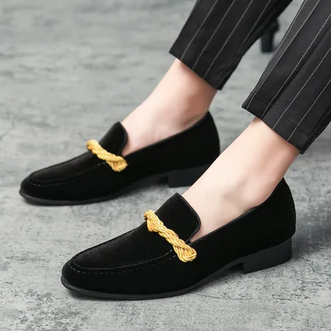 Mocassins pour Hommes Style Britannique Texture Daim Chaussures Décontractées Slip-on Boucle Corde Tressée Couleur Unie Chaussures Plates