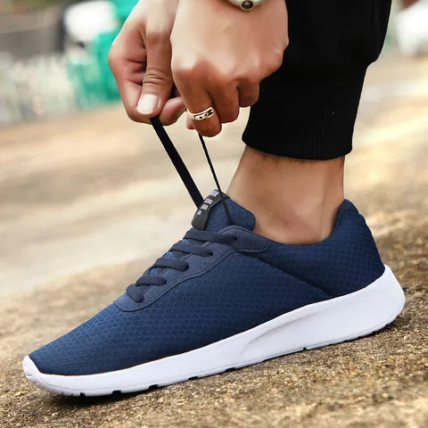 Unisex Breathable Mesh Running Shoes Lightweight Sport Sneakers Casual Walking Shoes For Men Women Large Size Sneakers