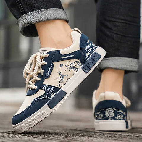Men Fashion Casual Board Shoes Faux Leather Crane Wave Printed Sneakers Low Top Flat Breathable Daily Shoes For Men Students