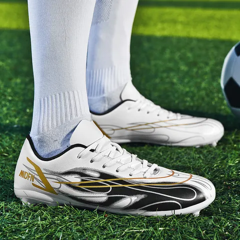 Zapatos de Fútbol Profesionales para Hombre de Corte Bajo Con Tacos Largos Patrón de Llama Botas de Fútbol de Cuero Sintético Transpirables