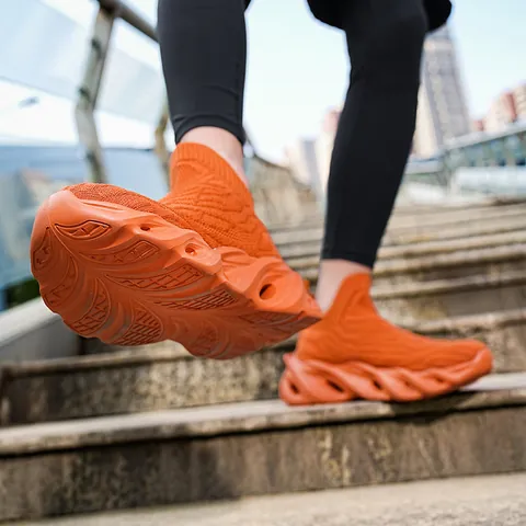 Men Women Breathable Flyknit Mesh Running Shoes Fashion Thick Sole Hollow Design Lightweight Casual Sports Sneakers For Autumn