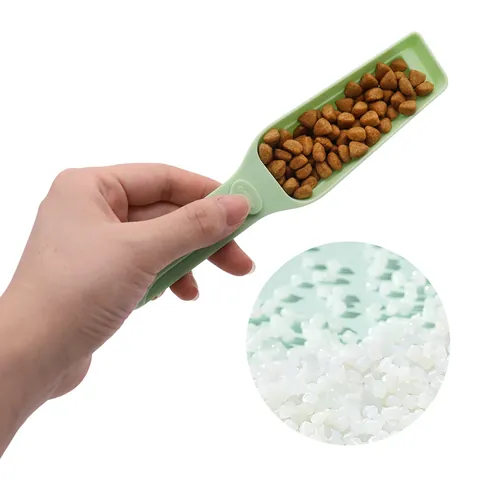 Multifunctional Plastic Pet Food Scoop With Integrated Sealing Bag Clip For Dogs Cats Feeding Measuring Spoon Light Green