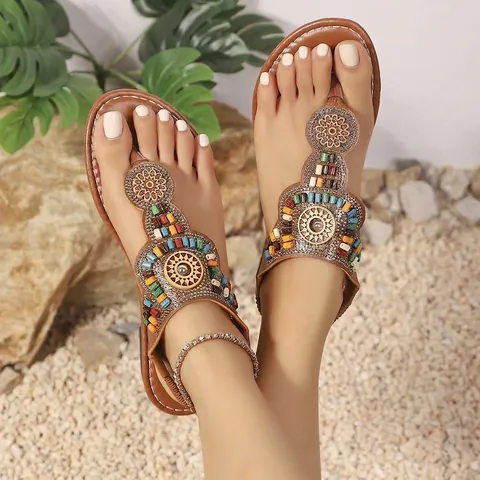 Sandales Plates Bohème à Perles pour Femmes Chaussures de Plage d'Été Tongs avec Bride Arrière Élastique Sandales Ethniques Mandala Fleurs Marron Blanc Noir