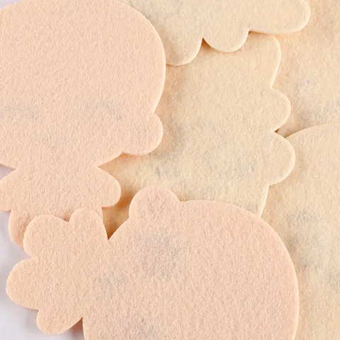 Cartoon Süß Anime Puppe Gesicht Stickerei Aufnäher Polyester Vlies Filz DIY Handwerk Bekleidung Nähen Patch Für Taschen Kleidung Hut