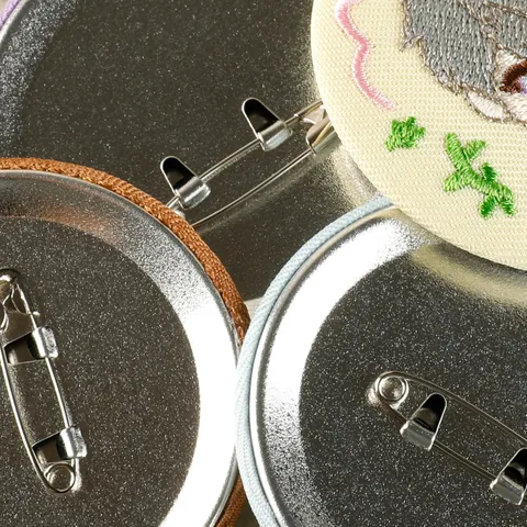 Anime Boy Embroidered Tinplate Brooch Pin Original Cartoon Round Badge Fashion Jewelry for Clothing Backpack DIY Decorative Accessories