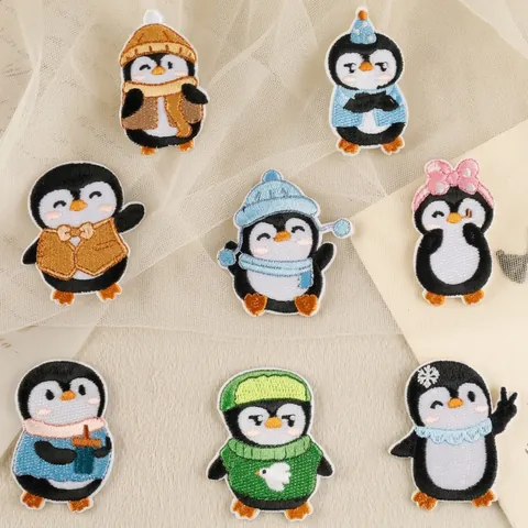 Écusson Brodé Pingouin Mignon Dessin Animé Applique Autocollante Polyester Autocollant En Tissu Brodé Pour Vêtements Chaussures Chapeaux Couture DIY
