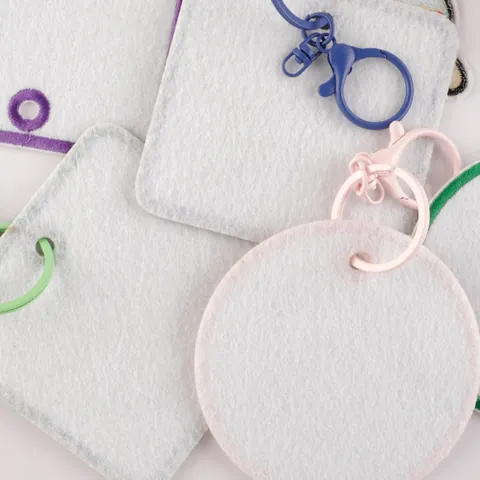 DIY Kleurrijke Vilt Sleutelhanger Hanger Geborduurde Rand Blanco Patch Voor Bagagelabel Vierkant Rond Koreaanse Stijl Craft Bag Accessoire