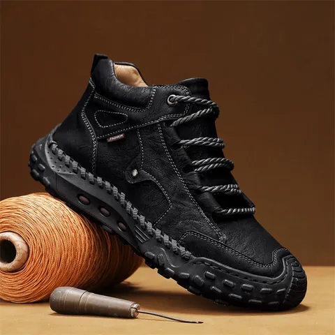 Men's Vintage Work Boots Hand-Stitched Outdoor Martin Boots Microfiber Leather Non-Slip High-Top Casual Shoes Plus Size