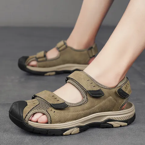 Men's Casual Outdoor Closed Toe Sandals Breathable Cowhide Leather Hiking Shoes Anti-Slip Beach Water Shoes Summer Velcro Sport Sandals