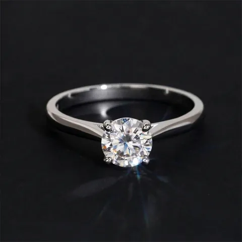 Anello in Moissanite Rotonda da 1 Carato Argento Sterling S925 Solitario a Quattro Griffe Con Certificato GRA Gioielli Sposa