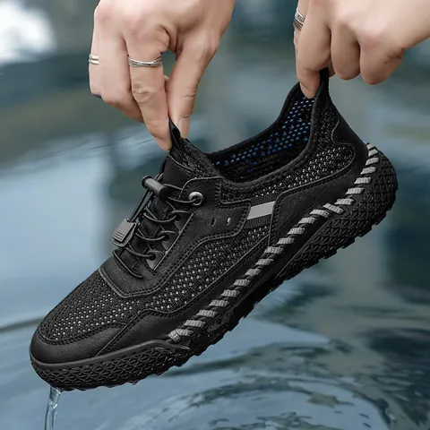 Sneakers in Mesh Casual da Uomo Traspiranti Scarpe Sportive Cucite a Mano Tendenza Coreana Comode Scarpe da Camminata Leggere