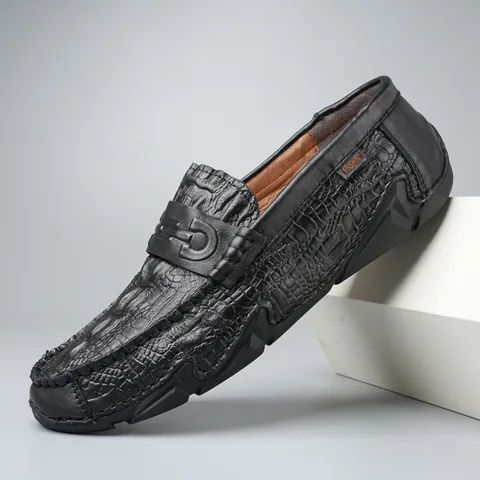 Men Cowhide Leather Driving Shoes Crocodile Pattern Slip-On Loafers Casual Soft Sole Anti-Slip Business Office Shoes Breathable Flat Shoes For Men