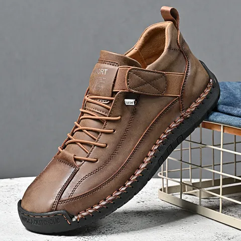 Men's Mid-Top Casual Leather Shoes Cowhide Upper Outdoor Work Boots Anti-Slip Rubber Sole Loafers Large Size Shoes