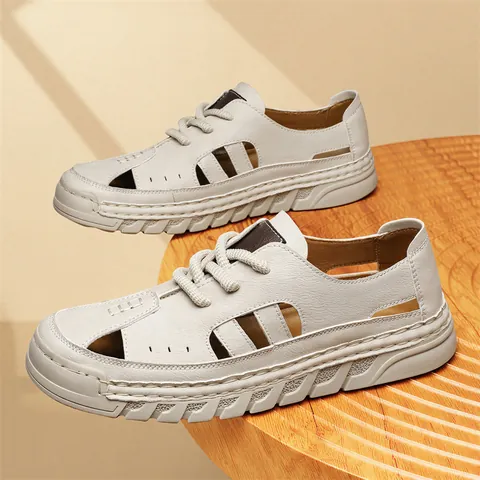 Uomo Estate Traforato Scarpe da Spiaggia Traspirante Sandali a Punta Chiusa Suola Morbida Pelle Microfibra Calzature Casual