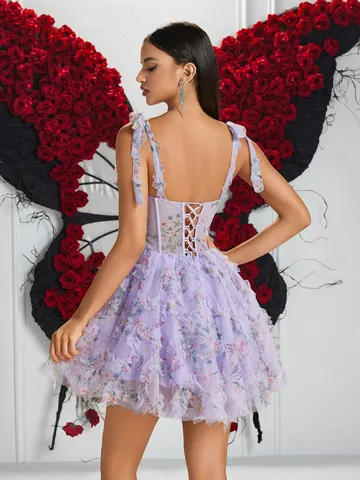 Abito Mini Corsetto Floreale Viola Chiaro da Donna Con Spalline Sottili e Orlo a Volant in Rete per Festa Compleanno