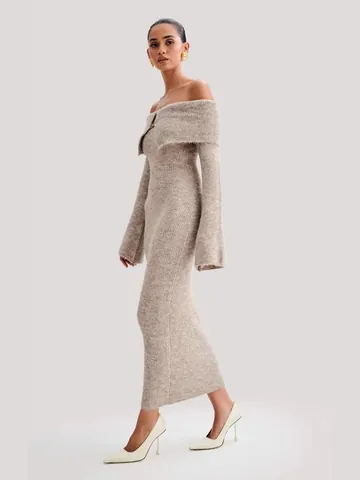 Elegant Knit Maxi Dress Women Off Shoulder Long Sleeve Ribbed Slim Fit Metal Buckle Decor Solid Color Autumn Fashion