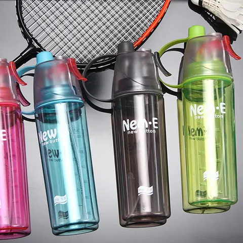 Outdoor Sport Spray Water Bottle Plastic Misting Drinking Bottle With Scale Handle For Hiking Cycling Fitness Gym Unisex