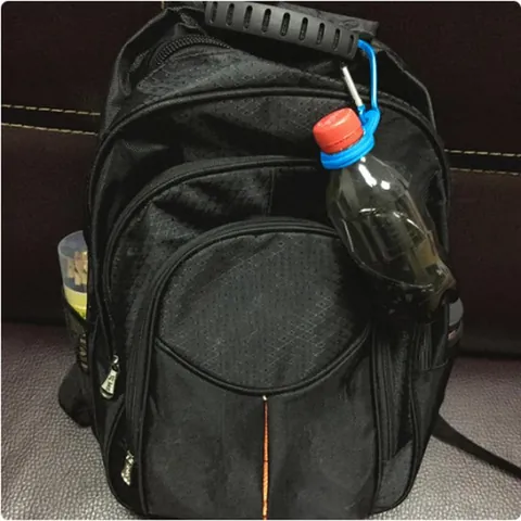 Fibbia Portatile per Bottiglia d'Acqua in Silicone Moschettone Clip Supporto per Bottiglia Sportiva all'Aperto per Escursionismo Corsa