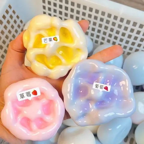 Balle Squishy Mochi Faite à la Main Jouet Anti-stress TPR Ice Skin Balle à Presser Jouet Fidget Sensoriel Souple pour Relaxation Adultes Enfants