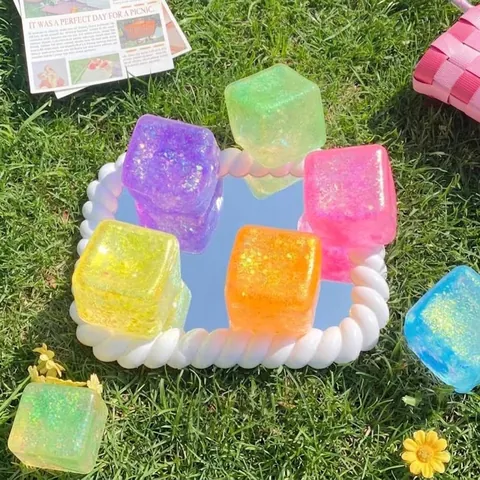 Creatief Simulatie Ijsblokje Knijpspeelgoed Met Glitter Zacht TPR Stressverlichting Decompressie Speelgoed Voor Kinderen Volwassenen