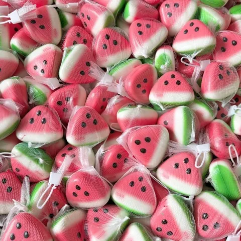 Squishy Pastèque d'Été à Rebond Lent Jouet Anti-stress à Presser Forme de Fruit Réaliste Jouet de Décompression pour Cadeau