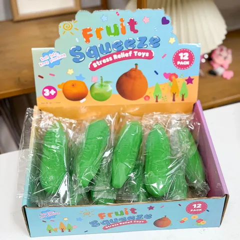 Concombre de Simulation Jouet Squishy Légume Réaliste Soulagement du Stress Jouet à Presser pour Bureau Adultes Jouet de Décompression Vert TPR Squishy