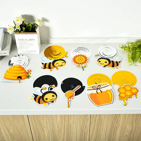 Bee Honey Theme Party Hanging Swirl Decorations Beehive Sunflower Paper Cards PVC Spiral Streamers Kids Room Decor Set
