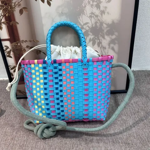 Colorful Hand-Woven Bucket Bag Crossbody Handbag With Drawstring Liner For Women Summer Beach Vacation Travel
