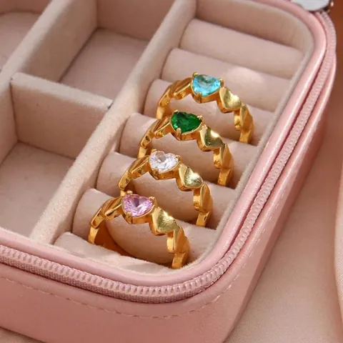 Anello in Acciaio Inossidabile Placcato Oro 18K con Cuore in Zirconia per Donna Anello con Gemma a Forma di Cuore Minimalista Gioielli