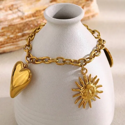 Gold Plated Stainless Steel Chunky O-Chain Bracelet With Sun Face And Heart Pendants Vintage Fashion Jewelry For Women