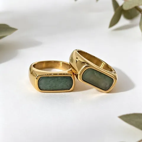 Bague Carrée en Acier Titane Plaqué Or 18K Vintage Avec Pierre de Jade Artificielle Verte Unisexe Minimaliste Bijoux Géométriques