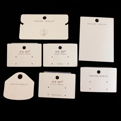 Cartes de Présentation de Bijoux en PVC Blanc Minimaliste Avec Papillon Gaufré Boucles d'Oreilles Clous pour Organisation
