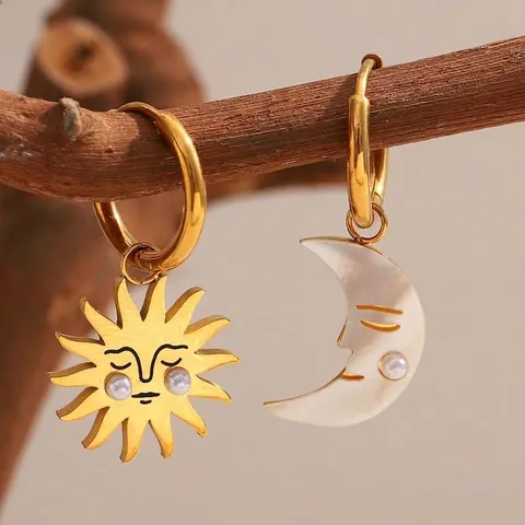 Asymmetric Sun And Moon Human Face Hoop Earrings Stainless Steel 18K Gold Plated Artificial Pearl Mother Of Artificial Pearl Celestial Women