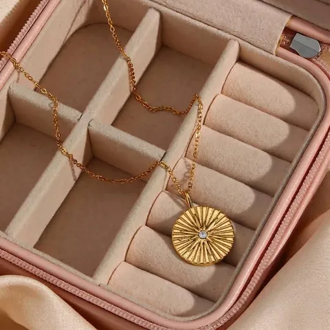 Eight-pointed Star Round Disc Pendant Necklace Stainless Steel 18K Gold Plated Zircon Sunburst Starburst Jewelry For Women