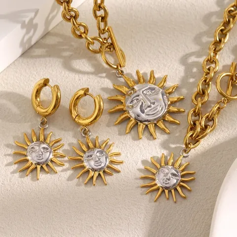 Collana Bracciale Orecchini Pendente Viso Sole Acciaio Inossidabile Placcato Oro 18K Bicolore Catena O Gioielli