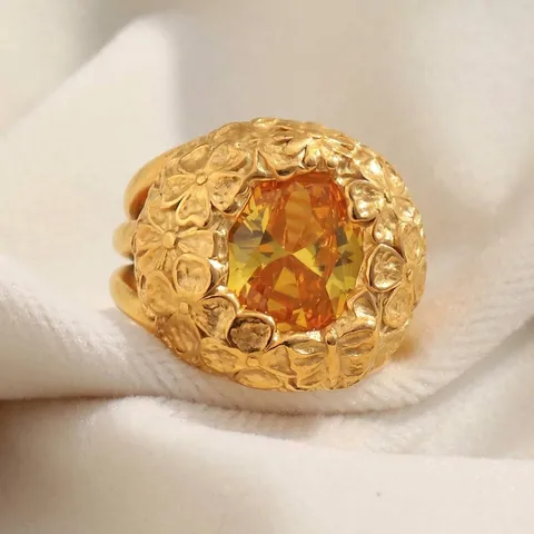 Vintage 18K Vergoldeter Edelstahl Ring Mit Großem Ovalen Gelben Zirkon Blume Schmetterling Relief Retro Schmuck Damen